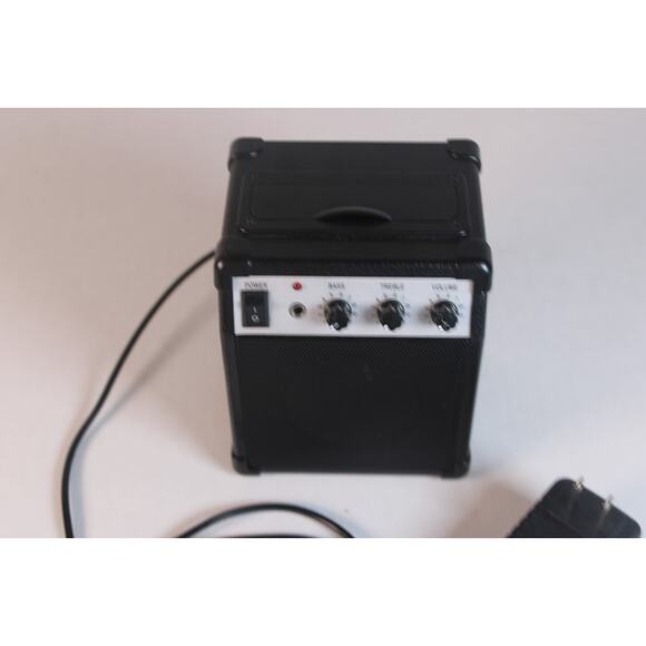 Small Retro Speaker Mini Guitar Amp 5.5" BD-90025 Portable Amplifier Tested - Picture 1 of 7